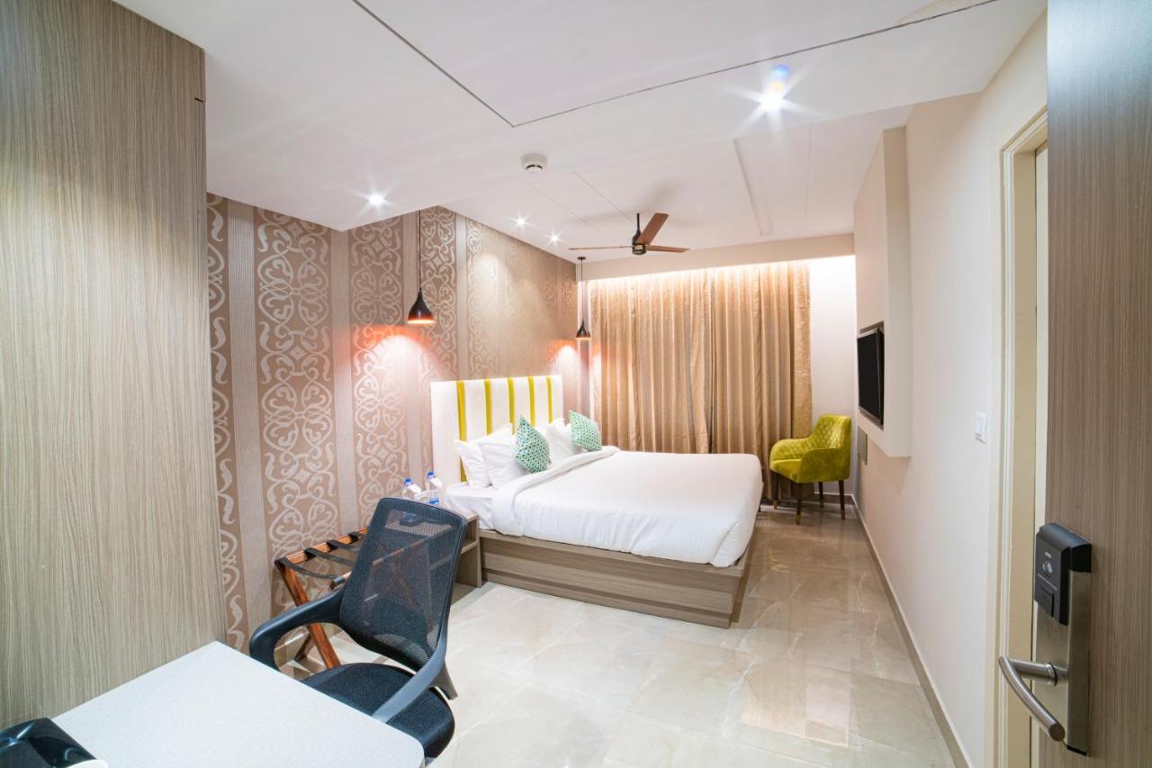 The Beacon Hotel Visakhapatnam Bagian luar foto