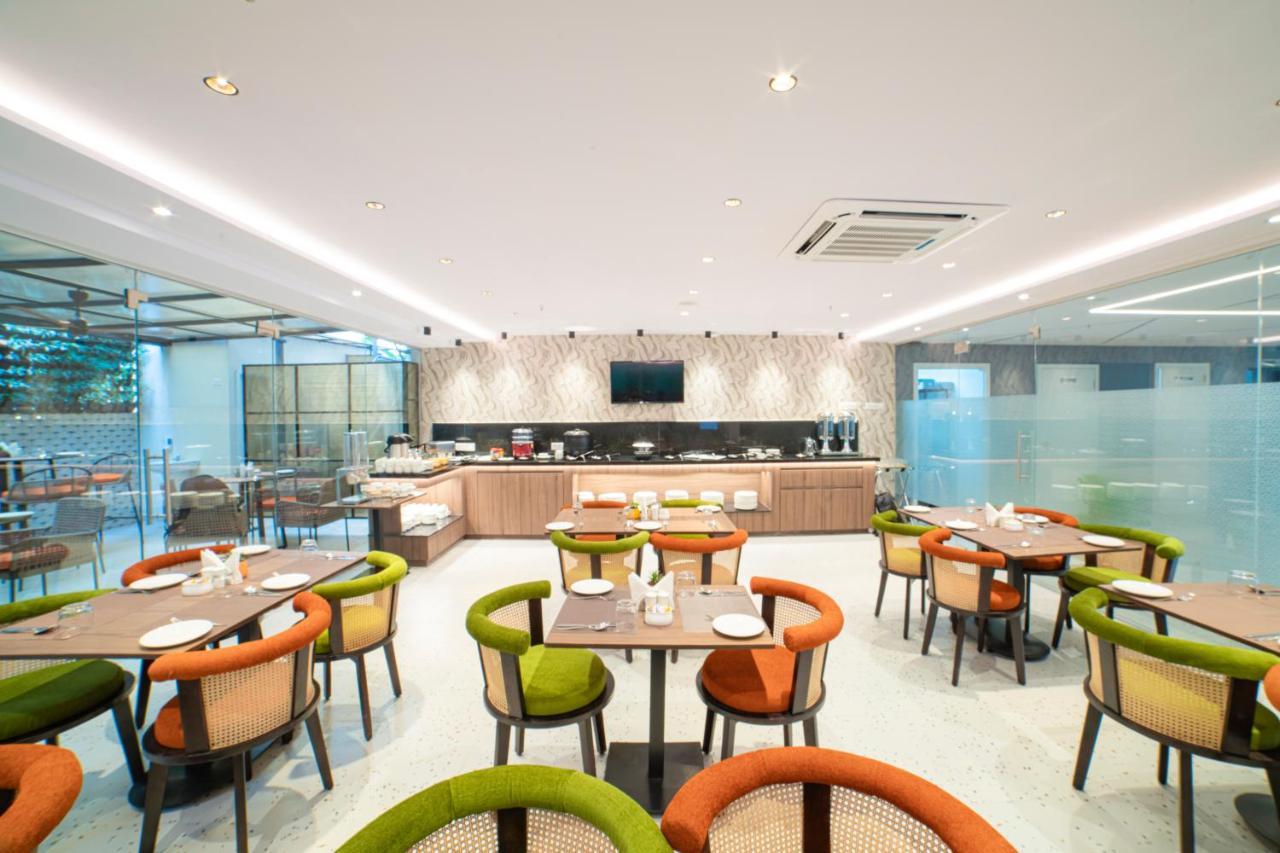 The Beacon Hotel Visakhapatnam Bagian luar foto