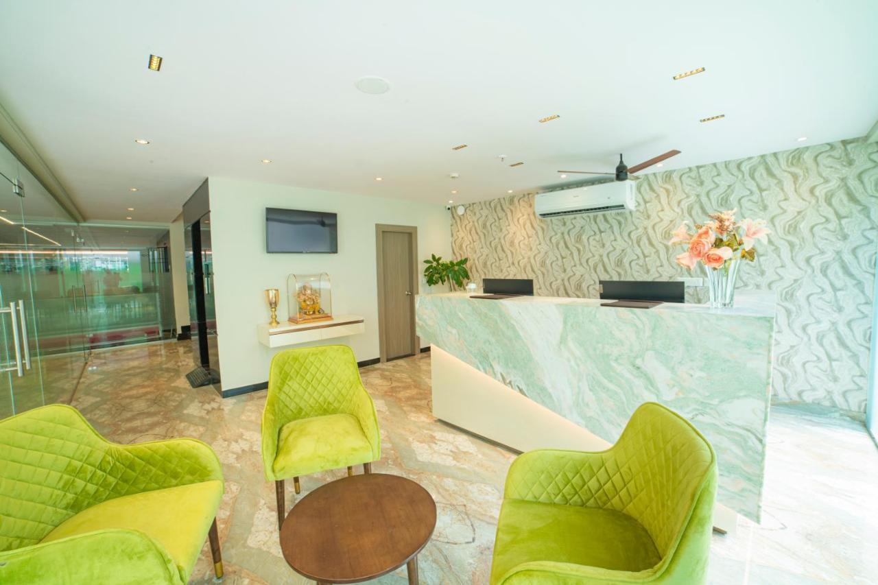 The Beacon Hotel Visakhapatnam Bagian luar foto